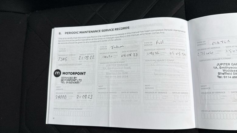 Nissan Juke 1.0 DiG-T 114 Tekna 5dr DCT Petrol Hatchback